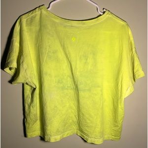 lululemon neon yellow tee 💛 size 4